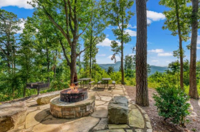 Dancing Bear Lodge by Stony Brook Cabins
